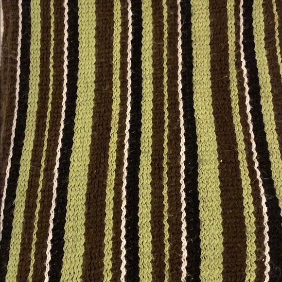 Apt 9 scarf - Picture 2 of 2